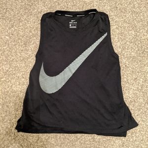 Nike top